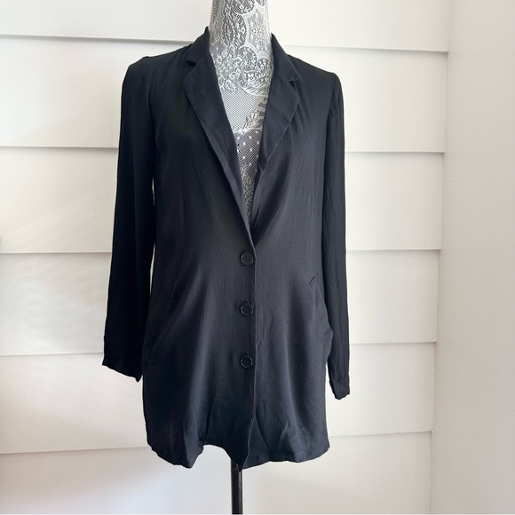Reformation Relaxed Black Blazer Rayon Blend size 0 - Picture 2 of 9